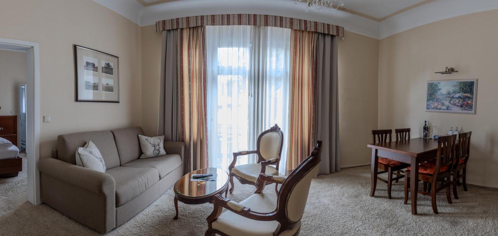 Hotel Weisses Haus Bad Kissingen Ngoại thất bức ảnh